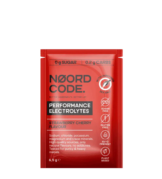 A single red stand-up sachet of Noord Code Performance Electrolytes in Strawberry Cherry Flavour